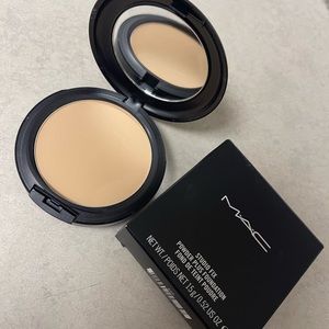 MAC Studio Fix Powder plus foundation NEW